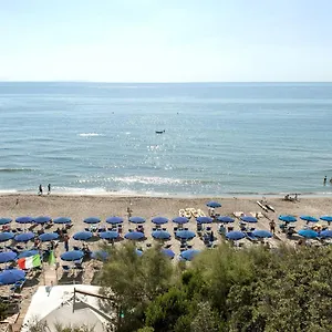 *** Hotel Lo Scoglietto Italy